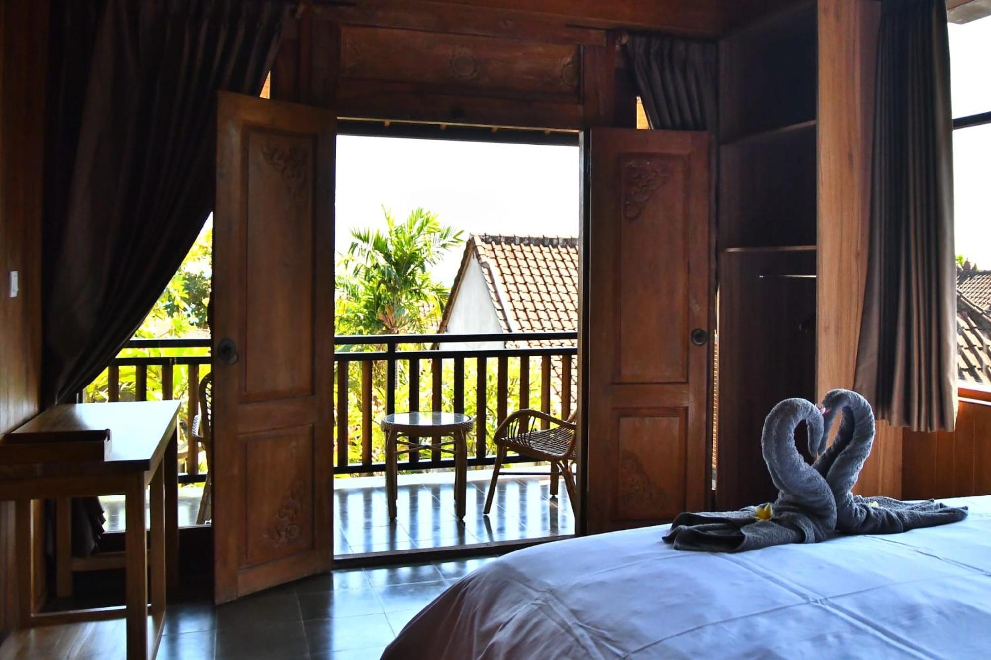 Putra'Lebah Amed Guest House 외부 사진