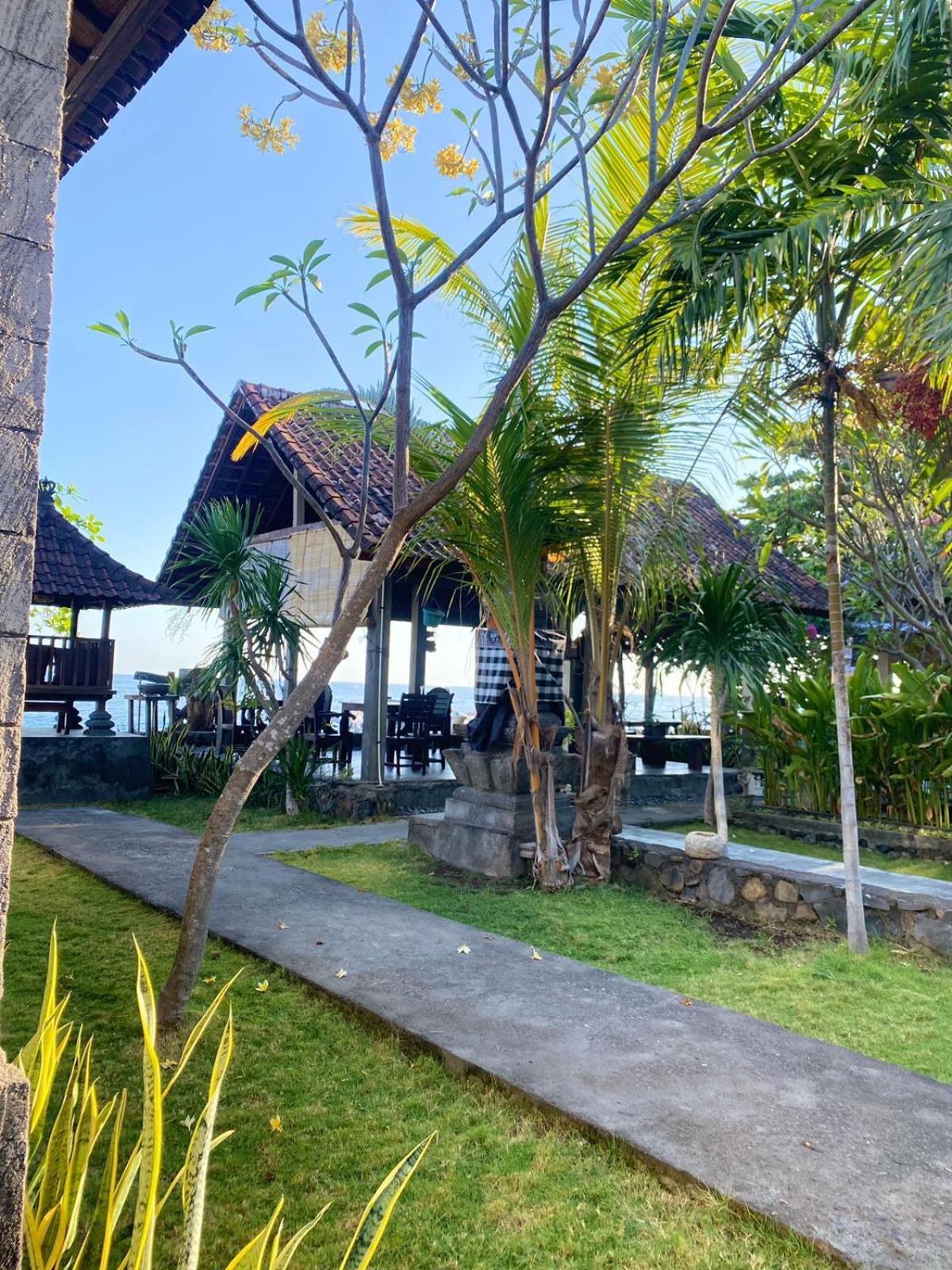 Putra'Lebah Amed Guest House 외부 사진